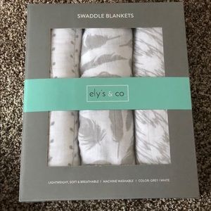 ely's & co swaddle